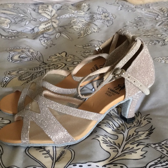 New Very well made dancing shoes - Picture 2 of 7